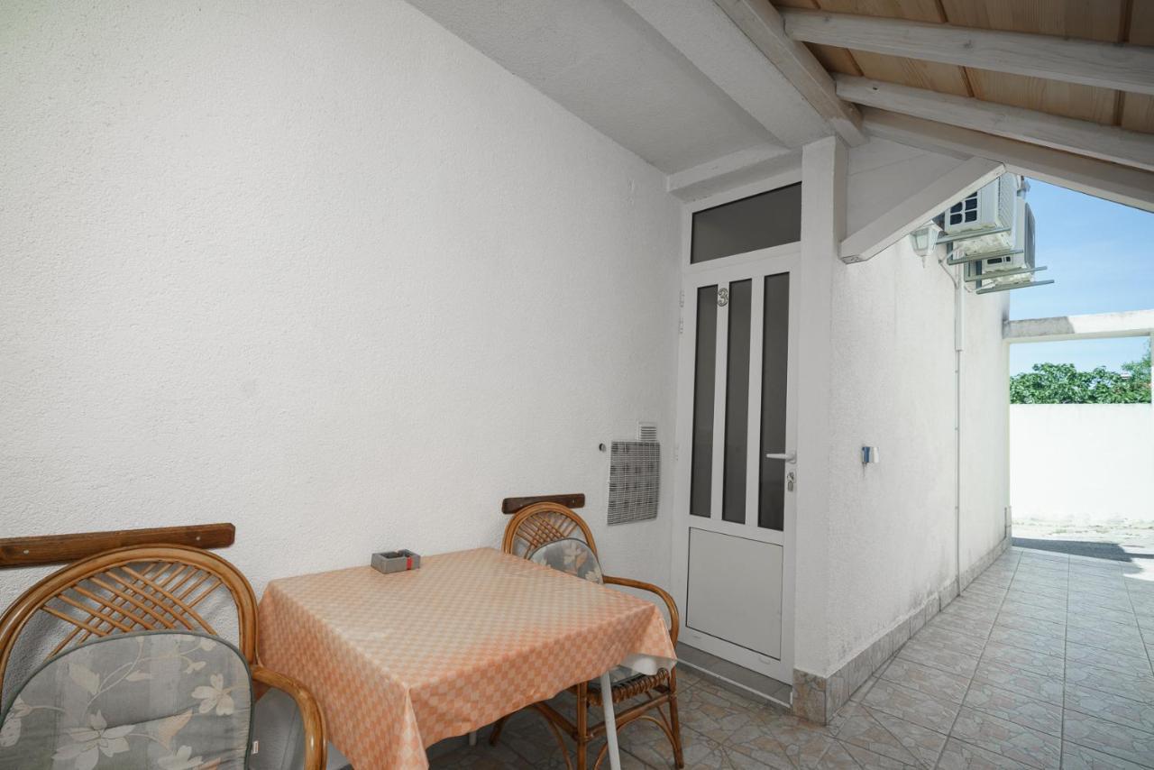 Apartmani Krizanovic Водице Экстерьер фото